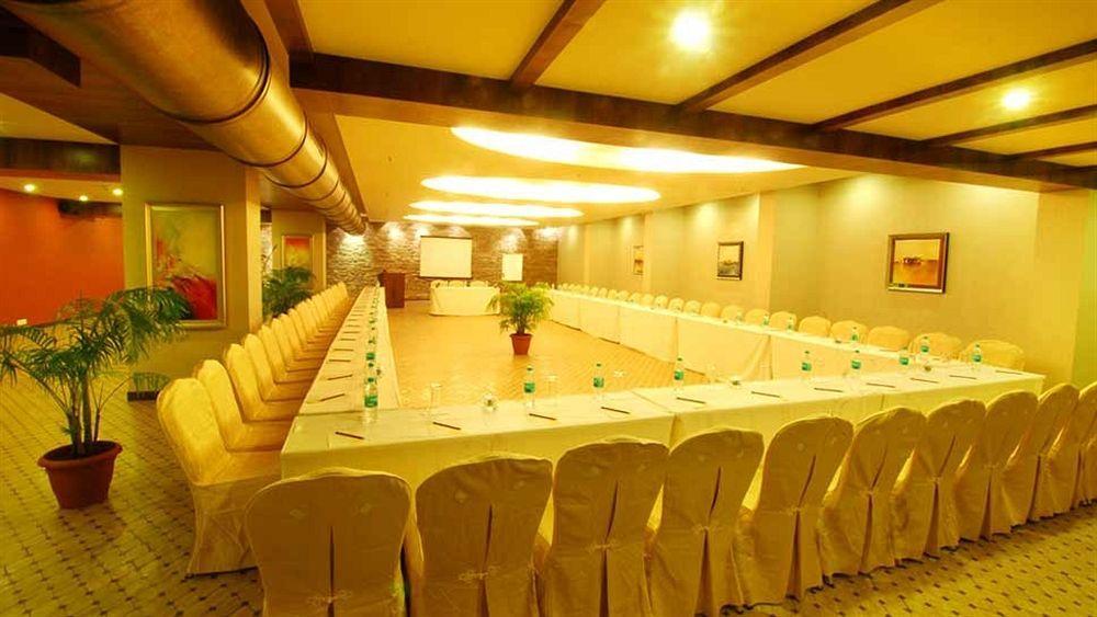 Sai Palace Hotel Mumbai Luaran gambar